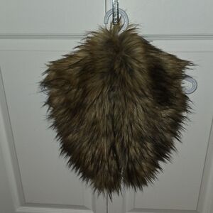 Faux Fur Collar in Rich Brown Tones